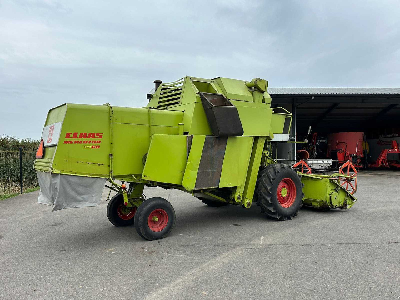 Claas Mercator 60 - Combine harvester: picture 3 Claas Mercator 60 - Combine harvester: picture 3
