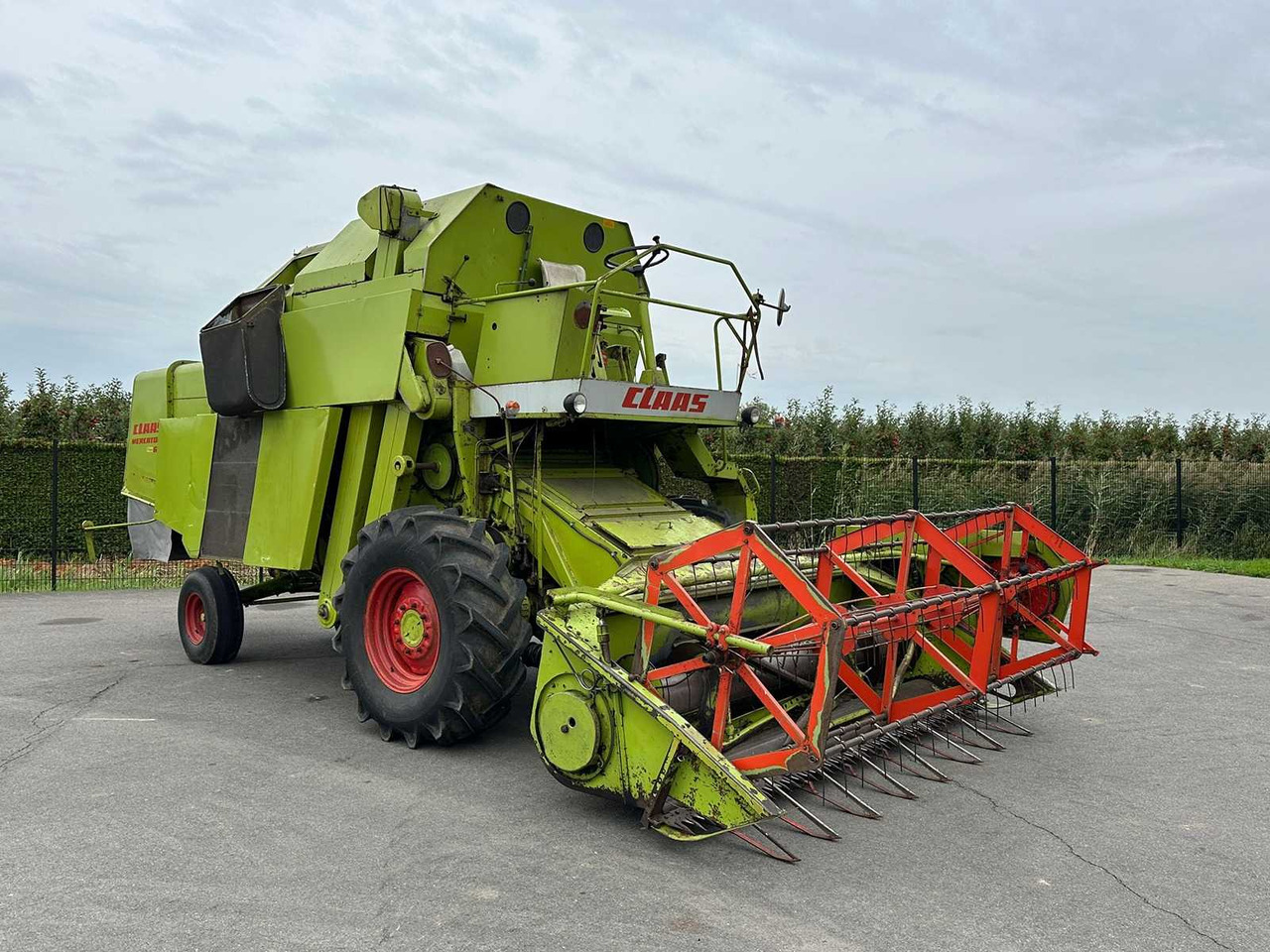 Claas Mercator 60 - Combine harvester: picture 1 Claas Mercator 60 - Combine harvester: picture 1