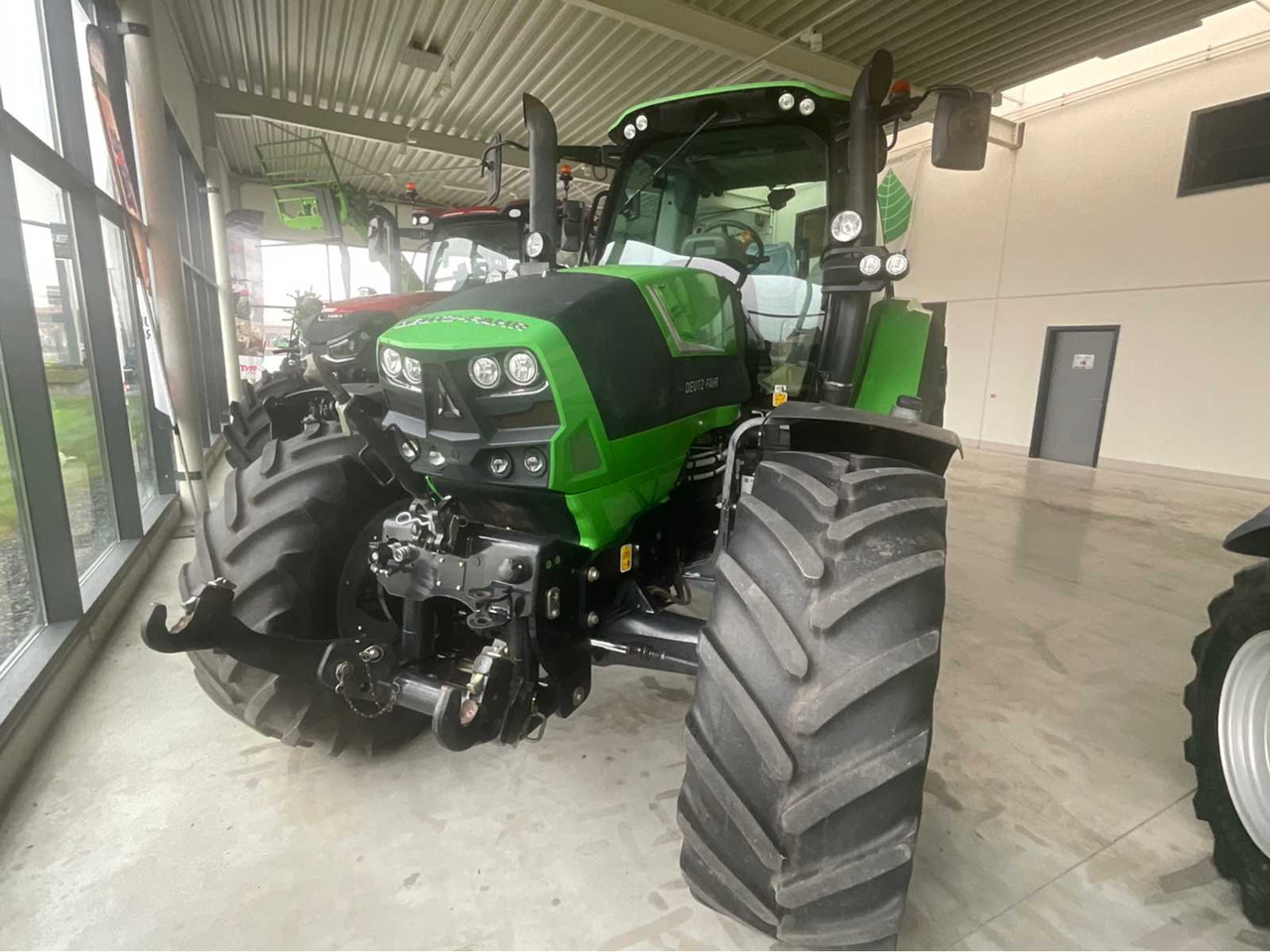 Deutz-Fahr 6180 TTV - Farm tractor: picture 1 Deutz-Fahr 6180 TTV - Farm tractor: picture 1