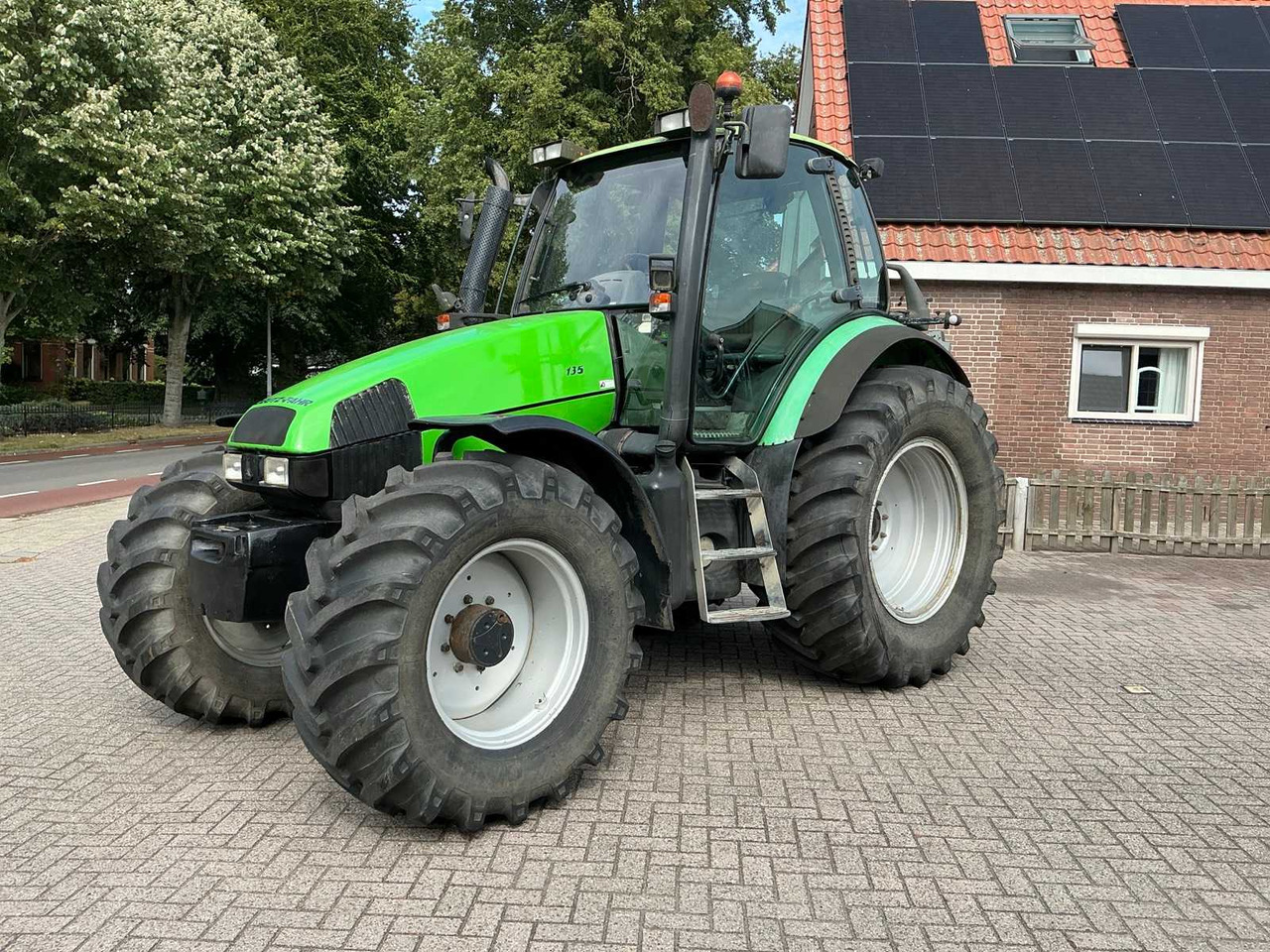 Deutz-fahr - Farm tractor: picture 1 Deutz-fahr - Farm tractor: picture 1