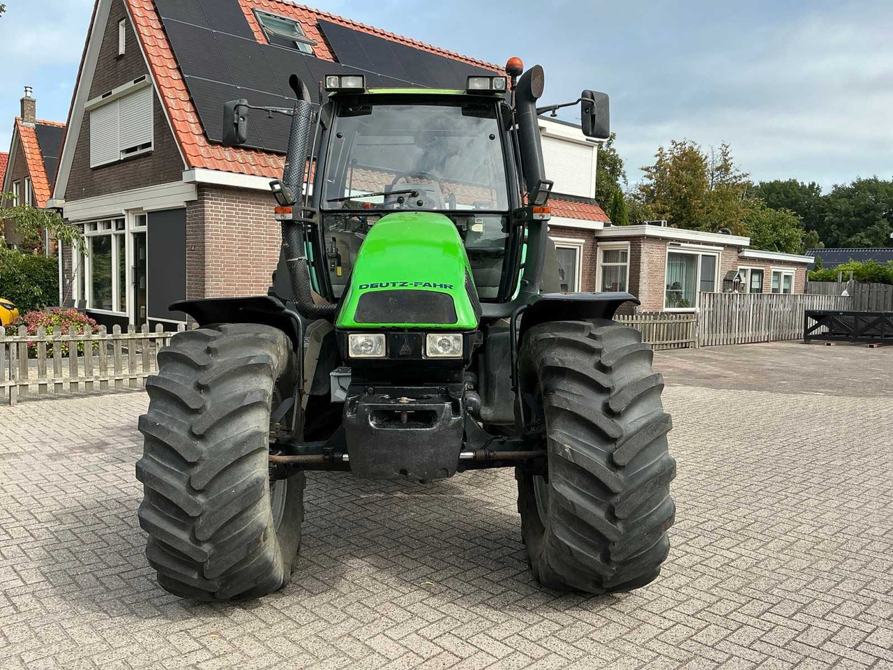 Deutz-fahr - Farm tractor: picture 3 Deutz-fahr - Farm tractor: picture 3