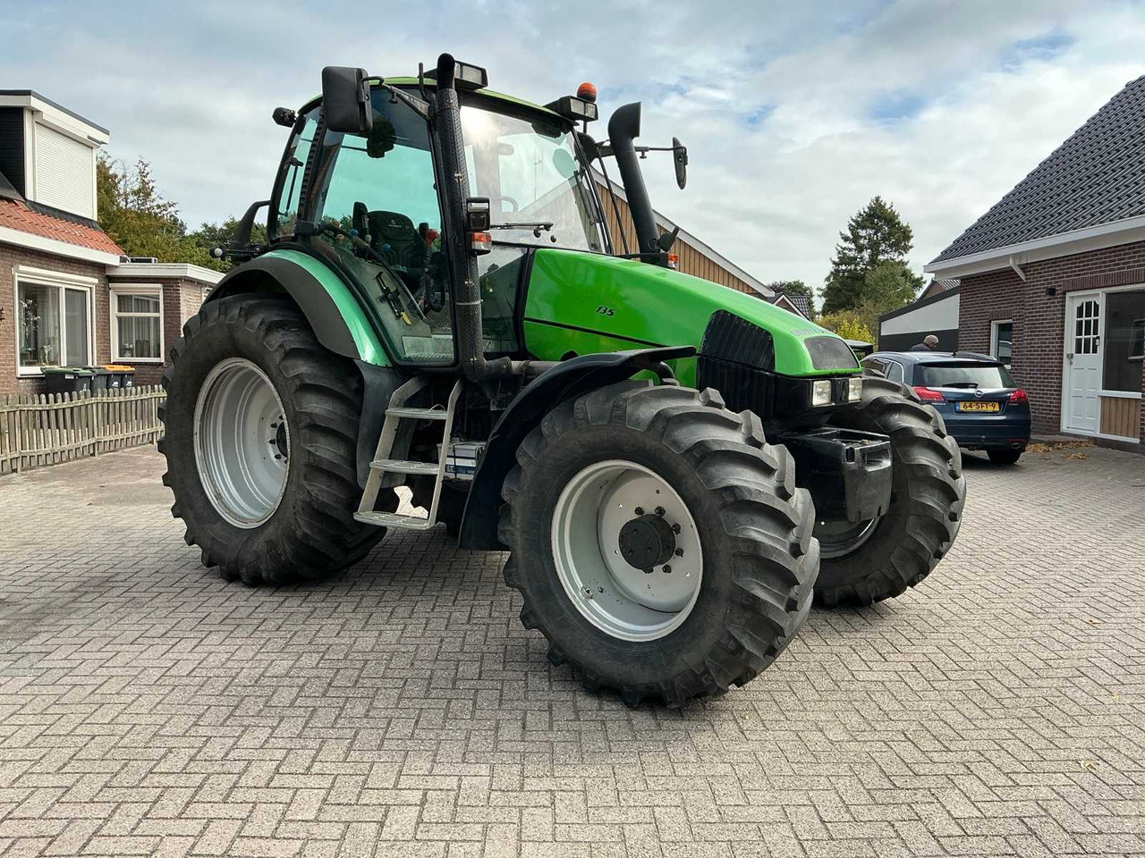Deutz-fahr - Farm tractor: picture 4 Deutz-fahr - Farm tractor: picture 4