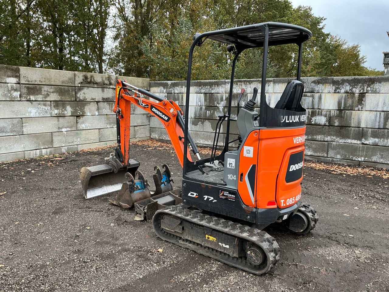 Doosan DX17Z - Mini excavator: picture 3 Doosan DX17Z - Mini excavator: picture 3