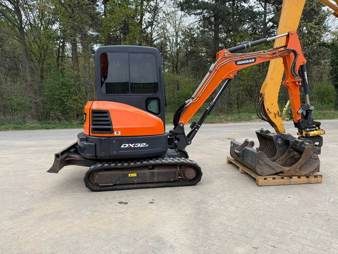 Doosan DX32Z - Crawler excavator: picture 2 Doosan DX32Z - Crawler excavator: picture 2