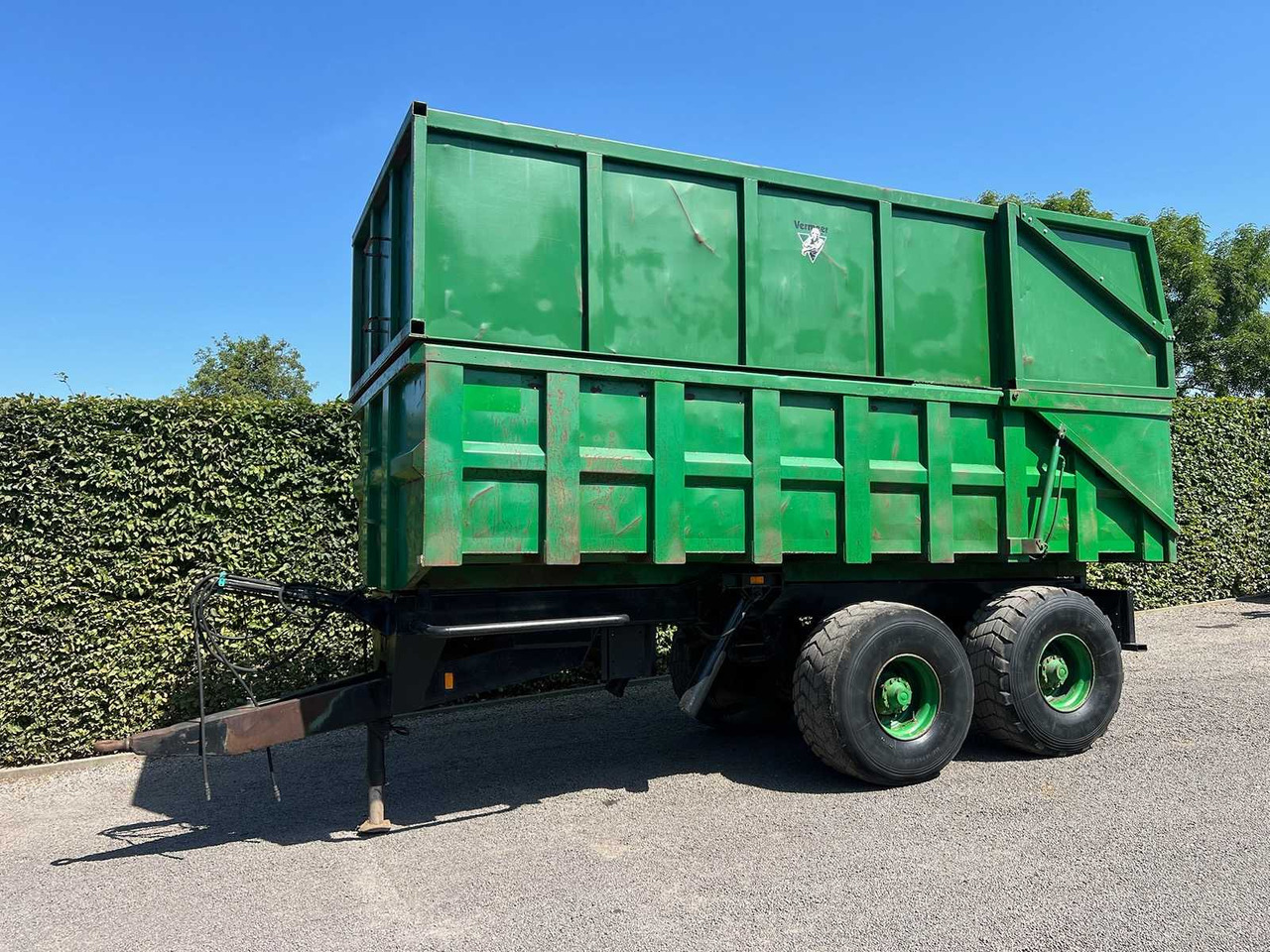Eigen makelij - Farm tipping trailer/ Dumper: picture 1 Eigen makelij - Farm tipping trailer/ Dumper: picture 1