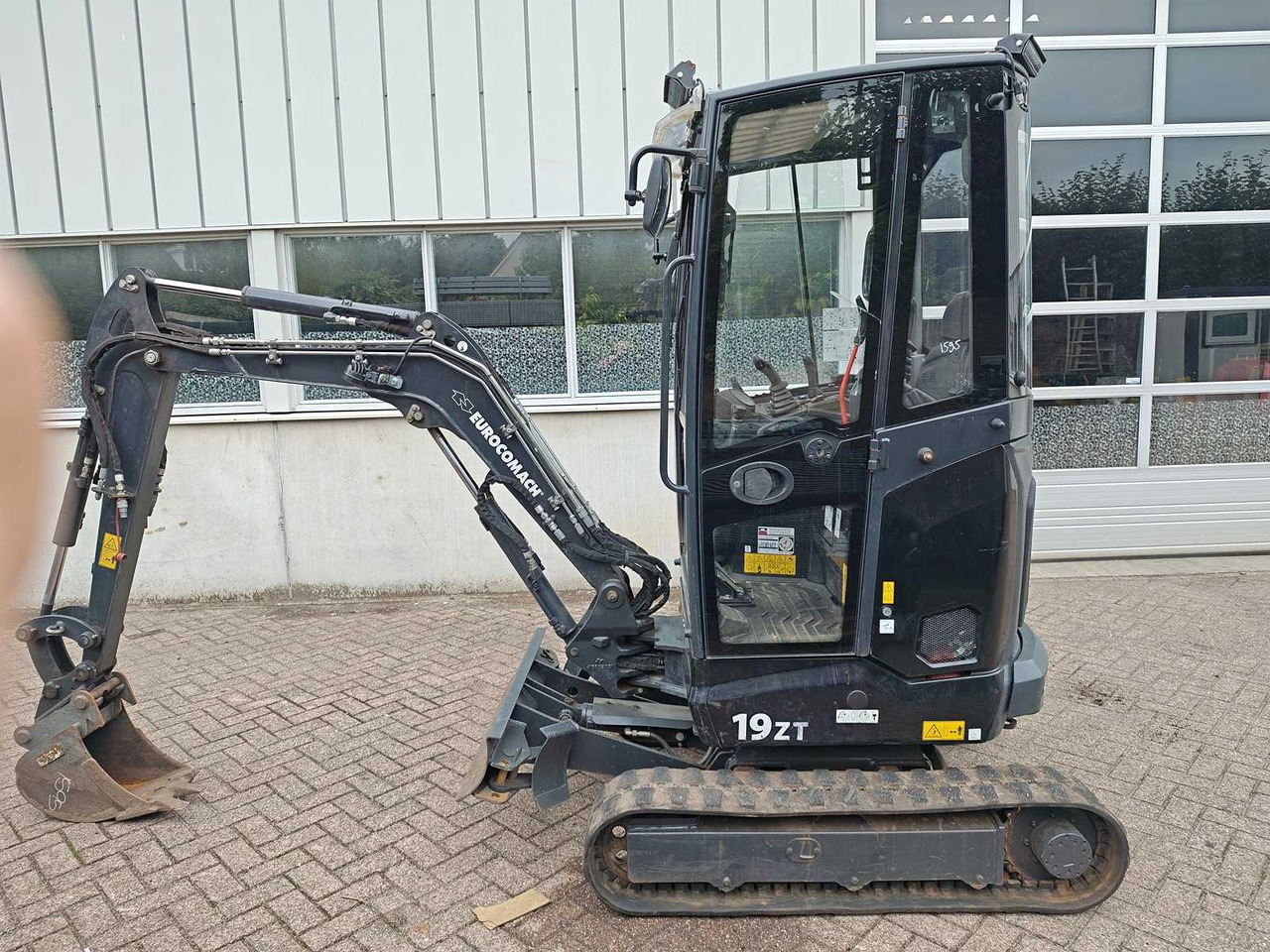 Eurocomach 19ZT - Mini excavator: picture 2 Eurocomach 19ZT - Mini excavator: picture 2