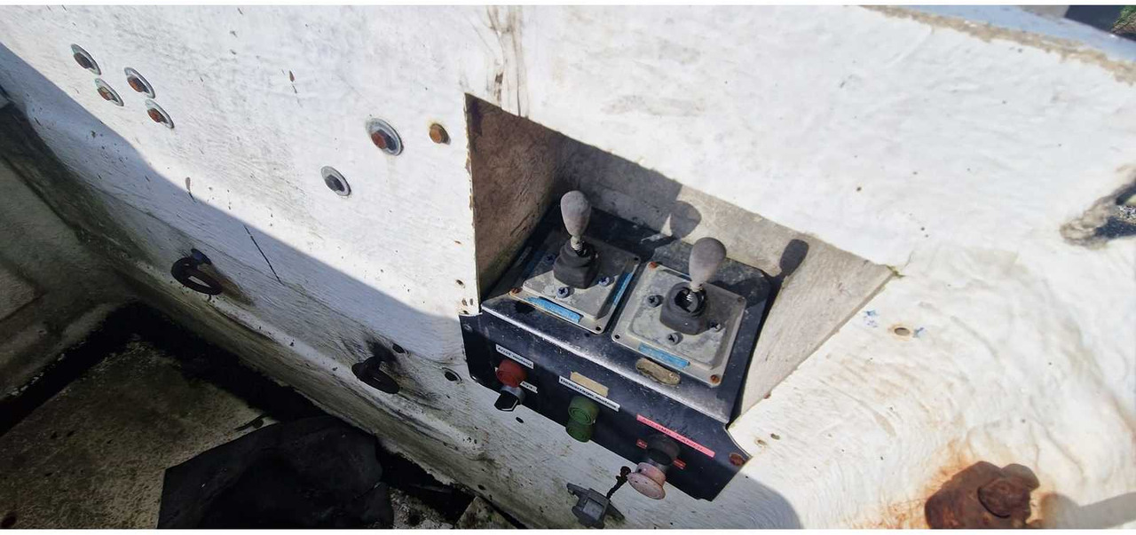 FRANCE ELÉVATEUR - 140 TP2 - AERIAL WORK PLATFORMS - Aerial platform: picture 2 FRANCE ELÉVATEUR - 140 TP2 - AERIAL WORK PLATFORMS - Aerial platform: picture 2