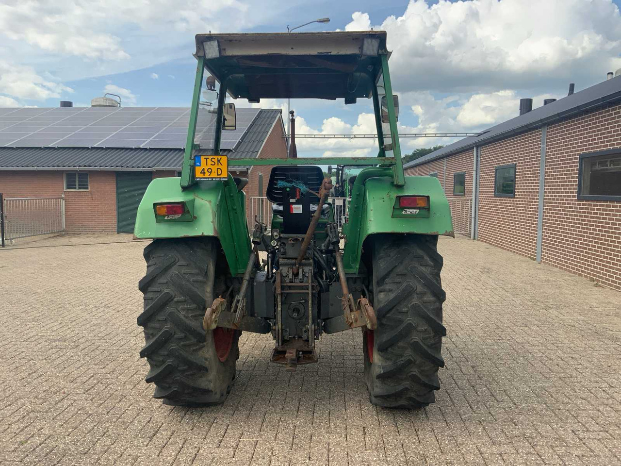Fendt Farmer 108S - Farm tractor: picture 5 Fendt Farmer 108S - Farm tractor: picture 5