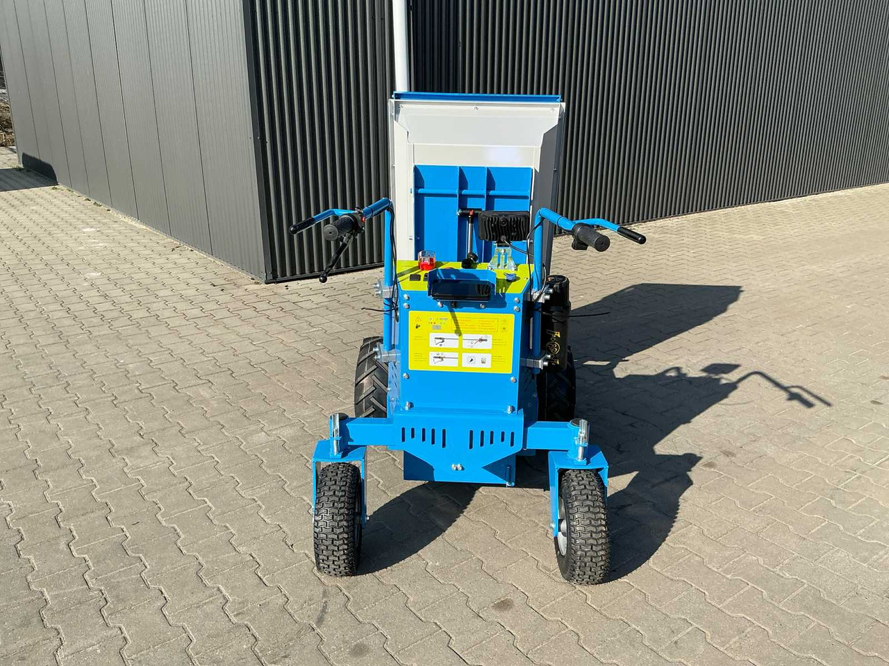 Dumper Field D500E: picture 9