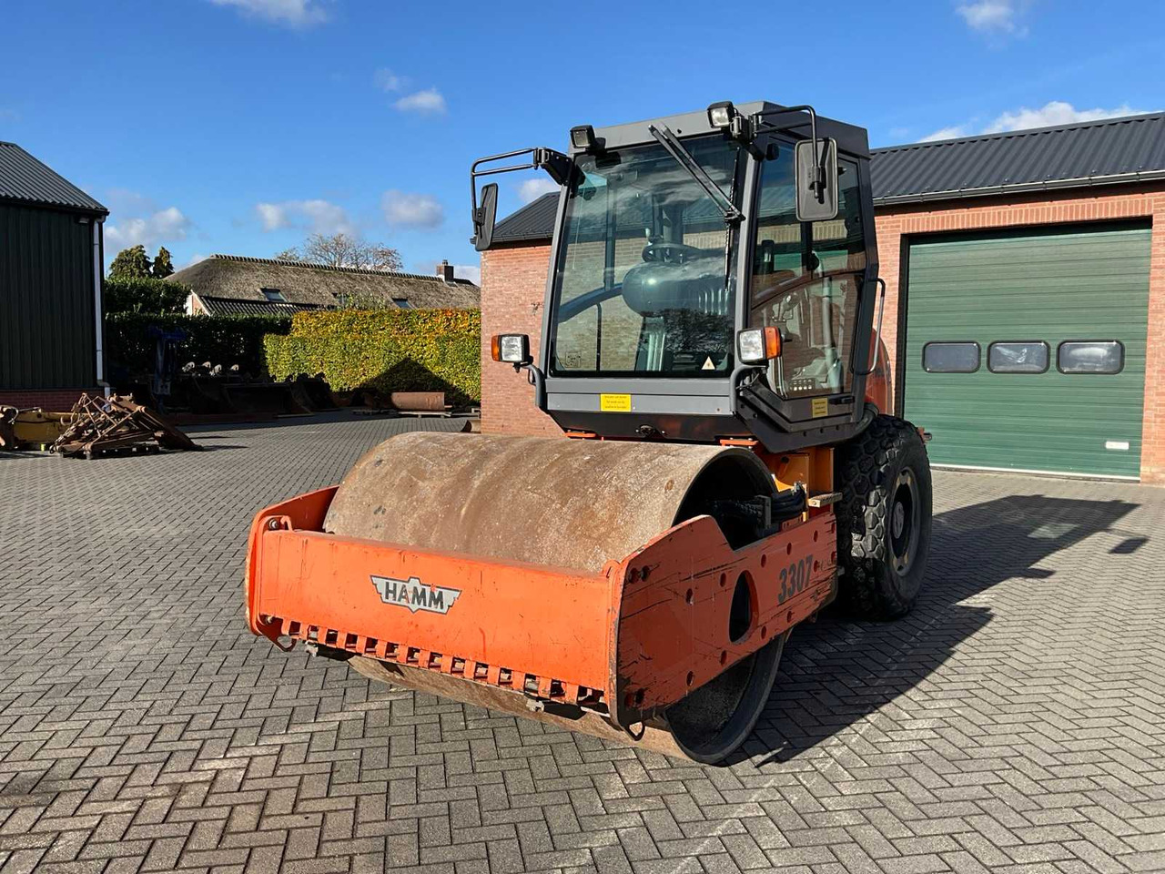 HAMM 3307 VI0 - Compactor: picture 1 HAMM 3307 VI0 - Compactor: picture 1