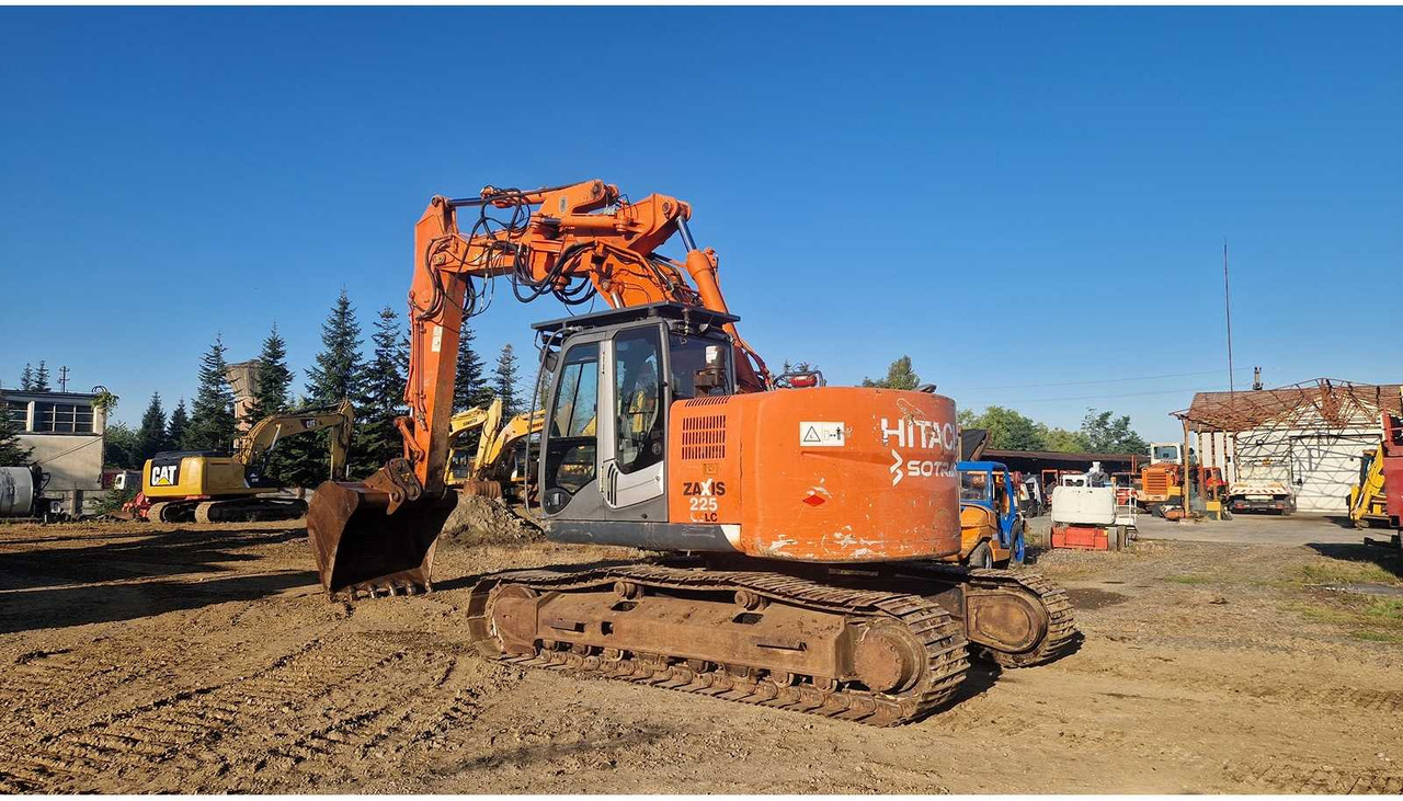 HITACHI Zaxis 225 - Crawler excavator: picture 2 HITACHI Zaxis 225 - Crawler excavator: picture 2