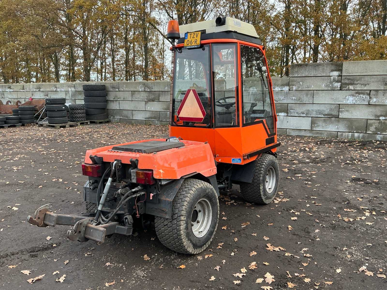 HOLDER 202 ALL-WHEEL DRIVE AGRICULTURAL TRACTOR - Farm tractor: picture 5 HOLDER 202 ALL-WHEEL DRIVE AGRICULTURAL TRACTOR - Farm tractor: picture 5