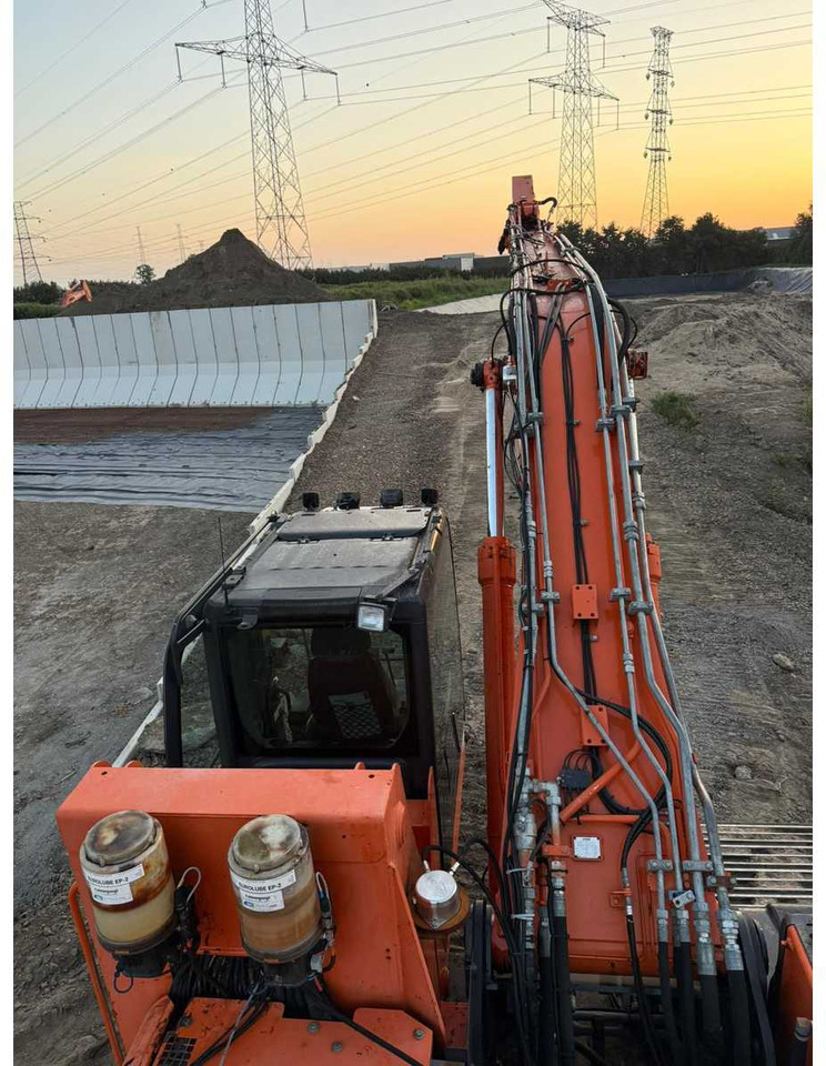 Hitachi Zaxis 350LC-5B - Crawler excavator: picture 4 Hitachi Zaxis 350LC-5B - Crawler excavator: picture 4
