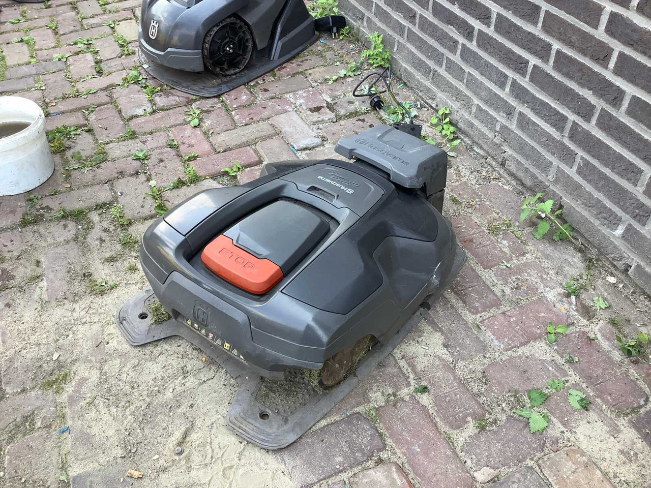 Husqvarna 310 - Garden mower: picture 1 Husqvarna 310 - Garden mower: picture 1