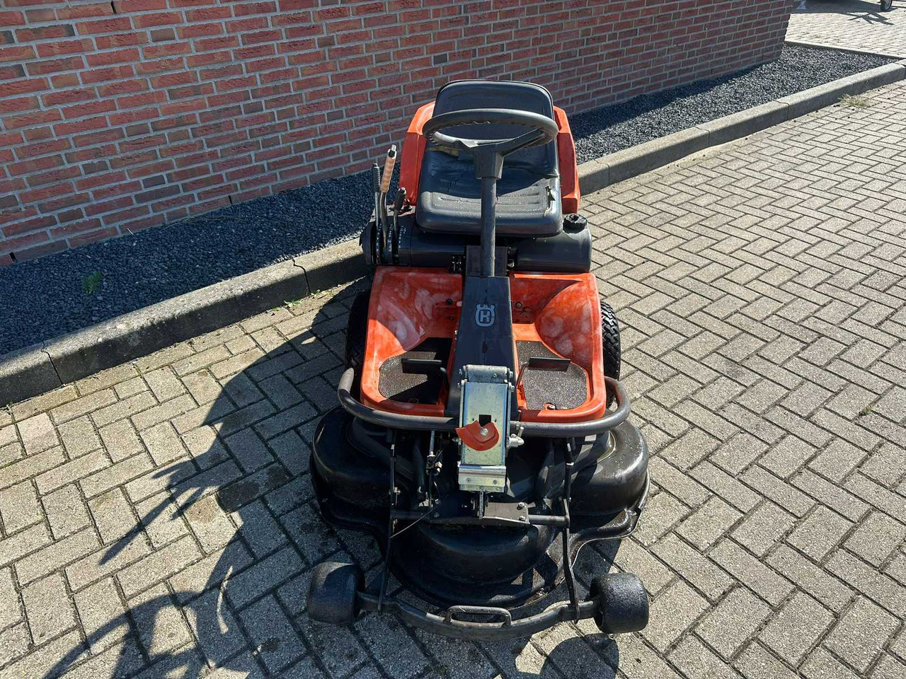 Husqvarna rider 11 - Garden mower: picture 4 Husqvarna rider 11 - Garden mower: picture 4