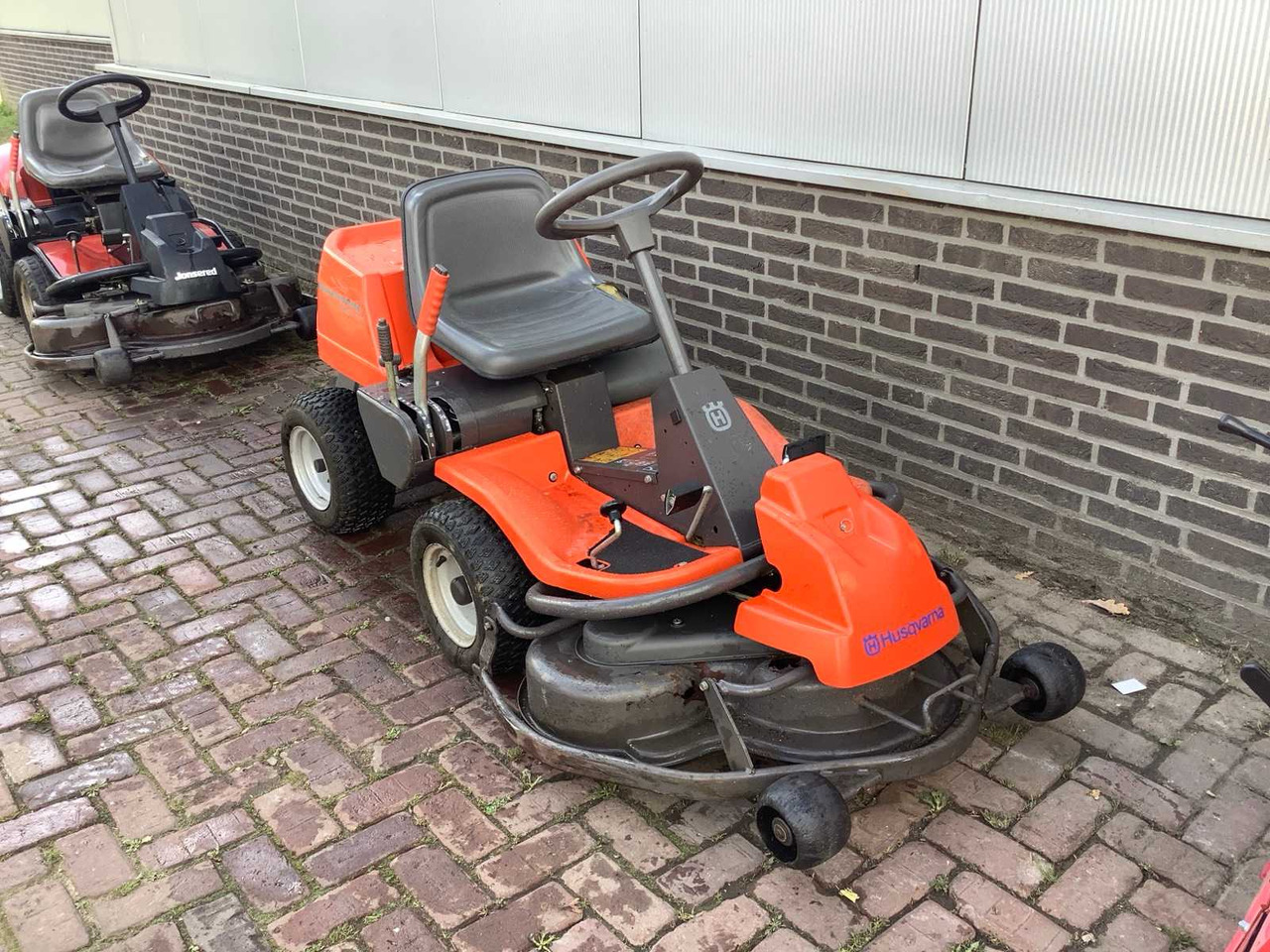 Husqvarna rider 13c - Garden mower: picture 1 Husqvarna rider 13c - Garden mower: picture 1