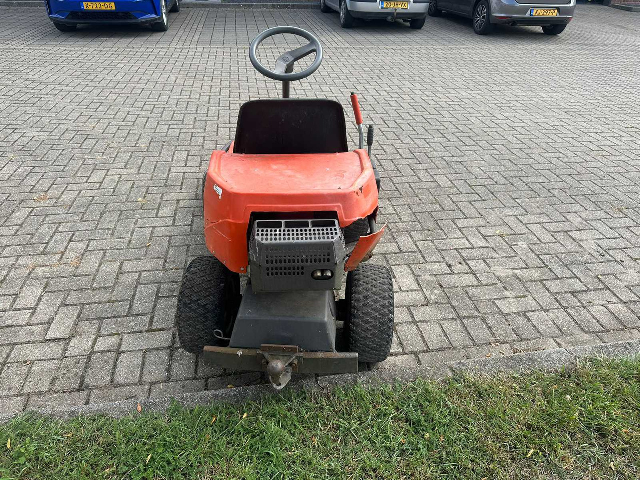 Husqvarna rider - Garden mower: picture 5 Husqvarna rider - Garden mower: picture 5
