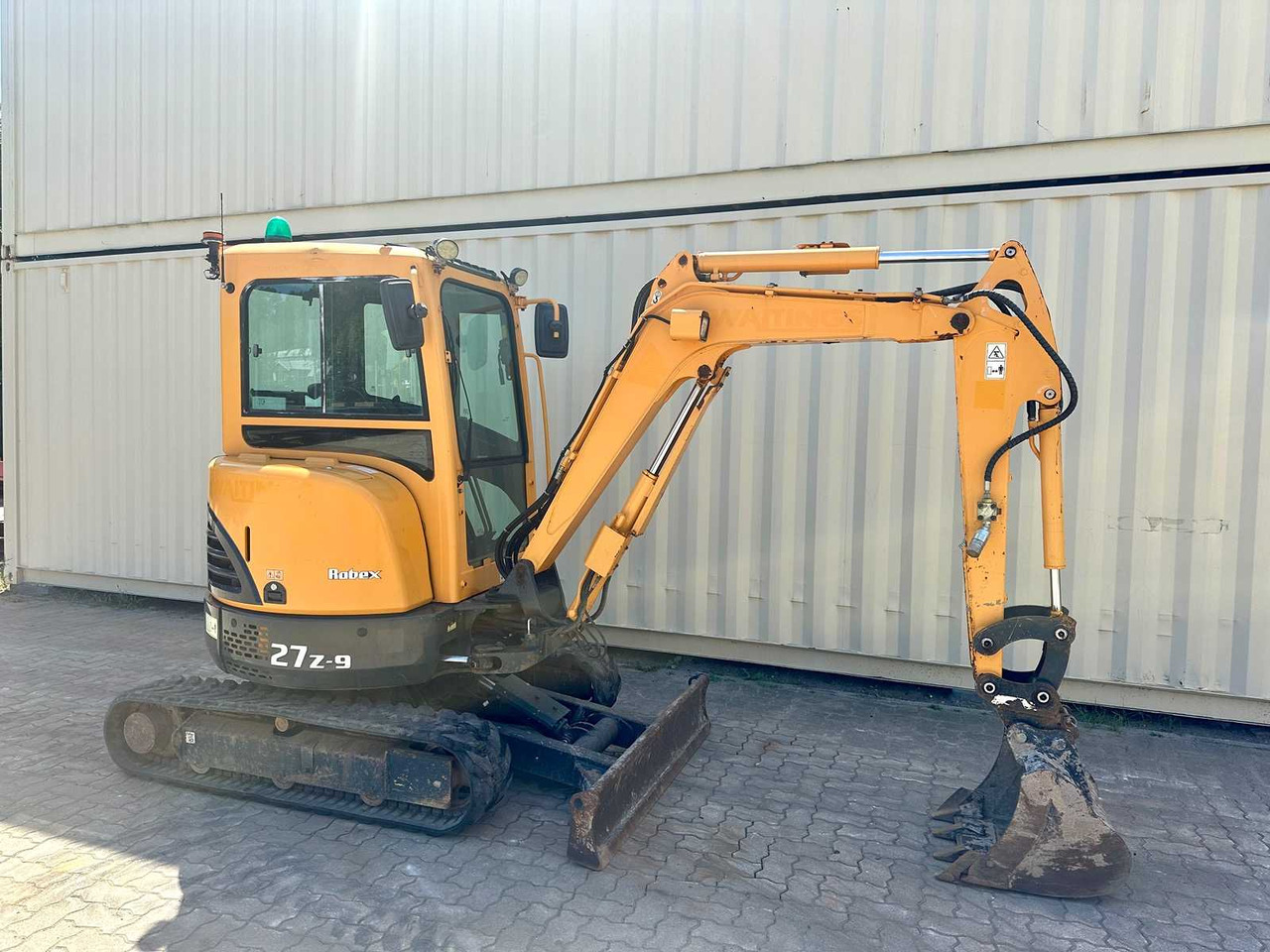 Hyundai Robex27Z-9 - Mini excavator: picture 1 Hyundai Robex27Z-9 - Mini excavator: picture 1