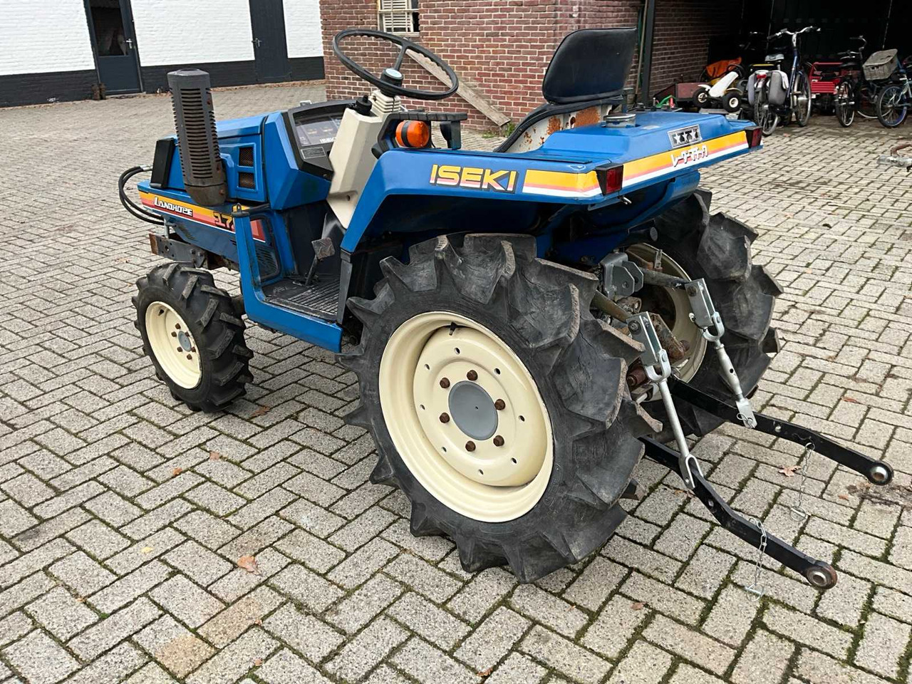 Iseki 170 Landhope - Compact tractor: picture 4 Iseki 170 Landhope - Compact tractor: picture 4