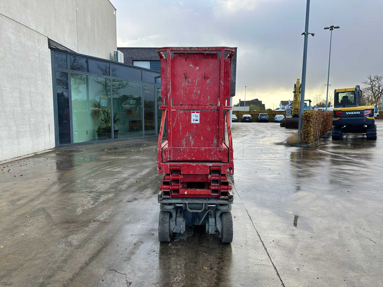 JLG - 2005 - 1930E - SCISSOR LIFT - Aerial platform: picture 2 JLG - 2005 - 1930E - SCISSOR LIFT - Aerial platform: picture 2