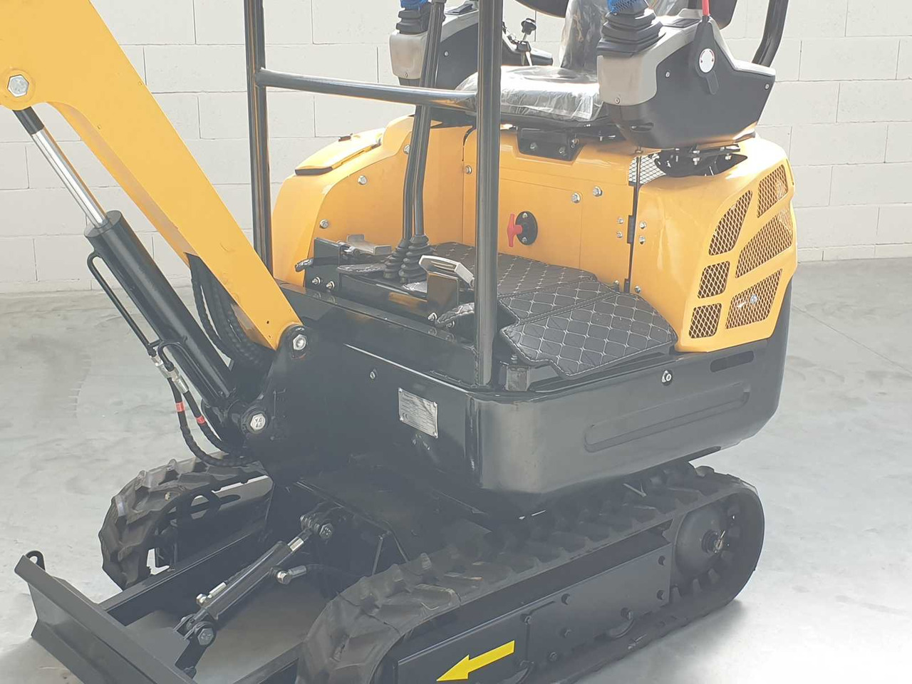 Mini excavator JPC KV15 MINI EXCAVATOR: picture 8 Mini excavator JPC KV15 MINI EXCAVATOR: picture 8