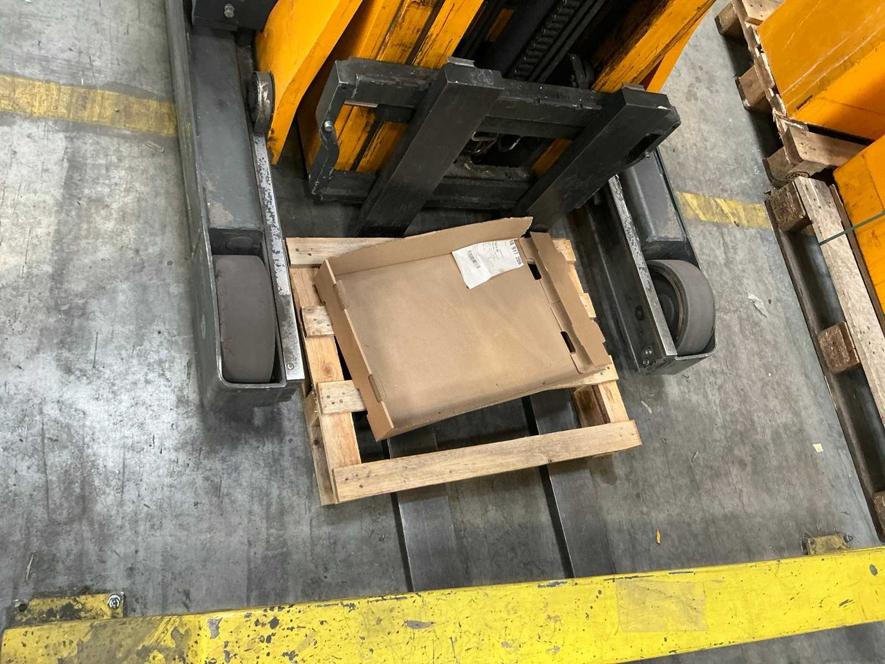 Forklift JUNGHEINRICH - ETV214 - FORKLIFT TRUCKS - 2012: picture 9 Forklift JUNGHEINRICH - ETV214 - FORKLIFT TRUCKS - 2012: picture 9