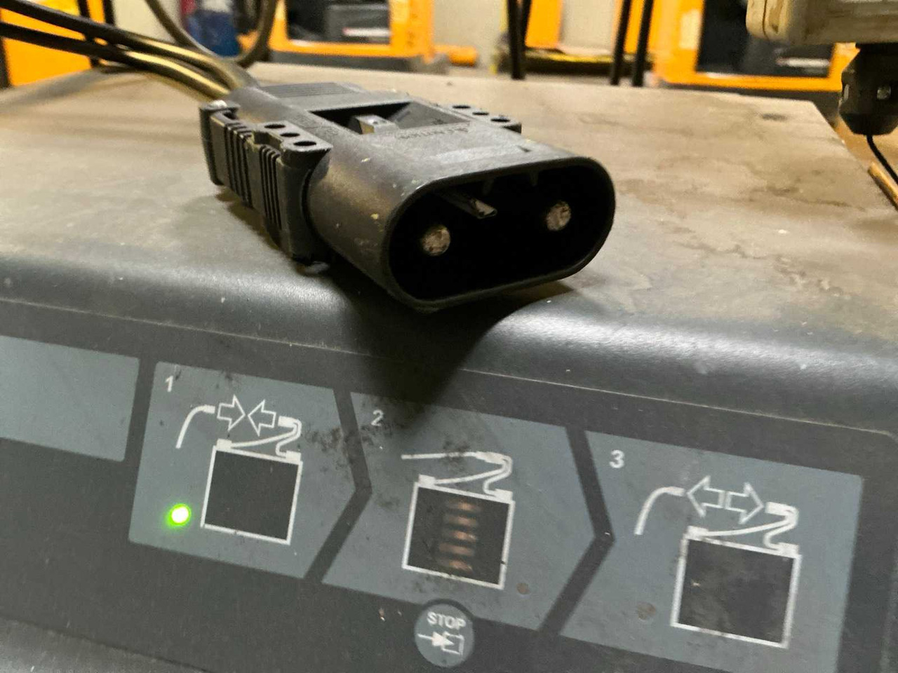 Forklift JUNGHEINRICH - ETV214 - FORKLIFT TRUCKS - 2012: picture 17 Forklift JUNGHEINRICH - ETV214 - FORKLIFT TRUCKS - 2012: picture 17