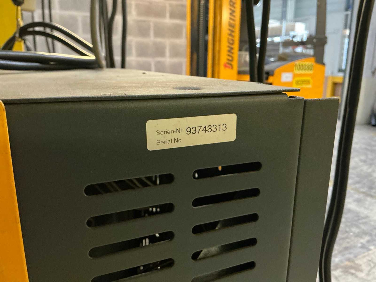 Forklift JUNGHEINRICH - ETV214 - FORKLIFT TRUCKS - 2012: picture 18 Forklift JUNGHEINRICH - ETV214 - FORKLIFT TRUCKS - 2012: picture 18