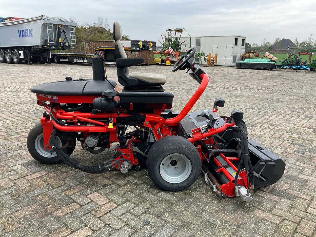 Jacobsen Greensplex 160 MKII - Flail mower/ Mulcher: picture 4 Jacobsen Greensplex 160 MKII - Flail mower/ Mulcher: picture 4