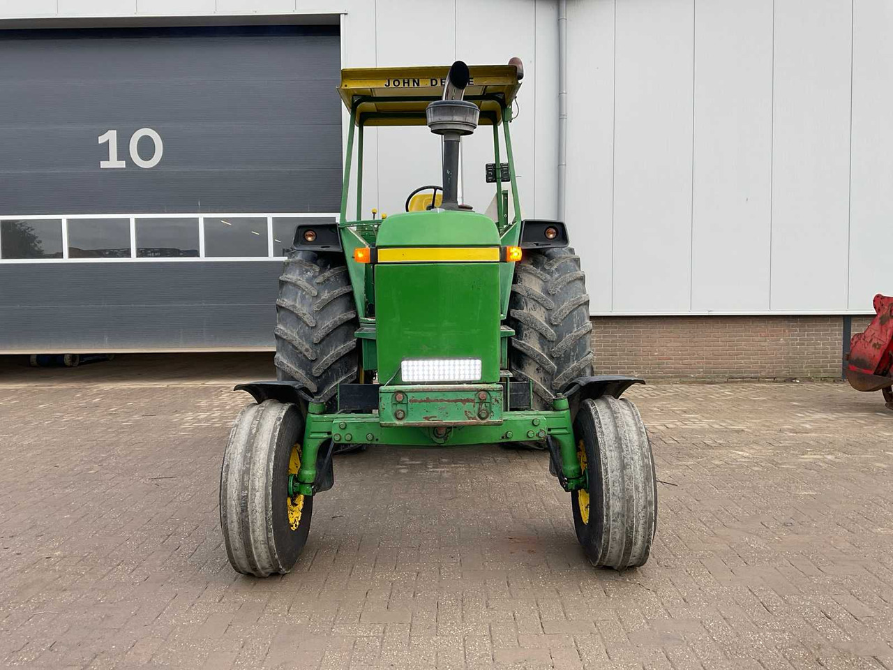 John Deere 4040 - Farm tractor: picture 2 John Deere 4040 - Farm tractor: picture 2
