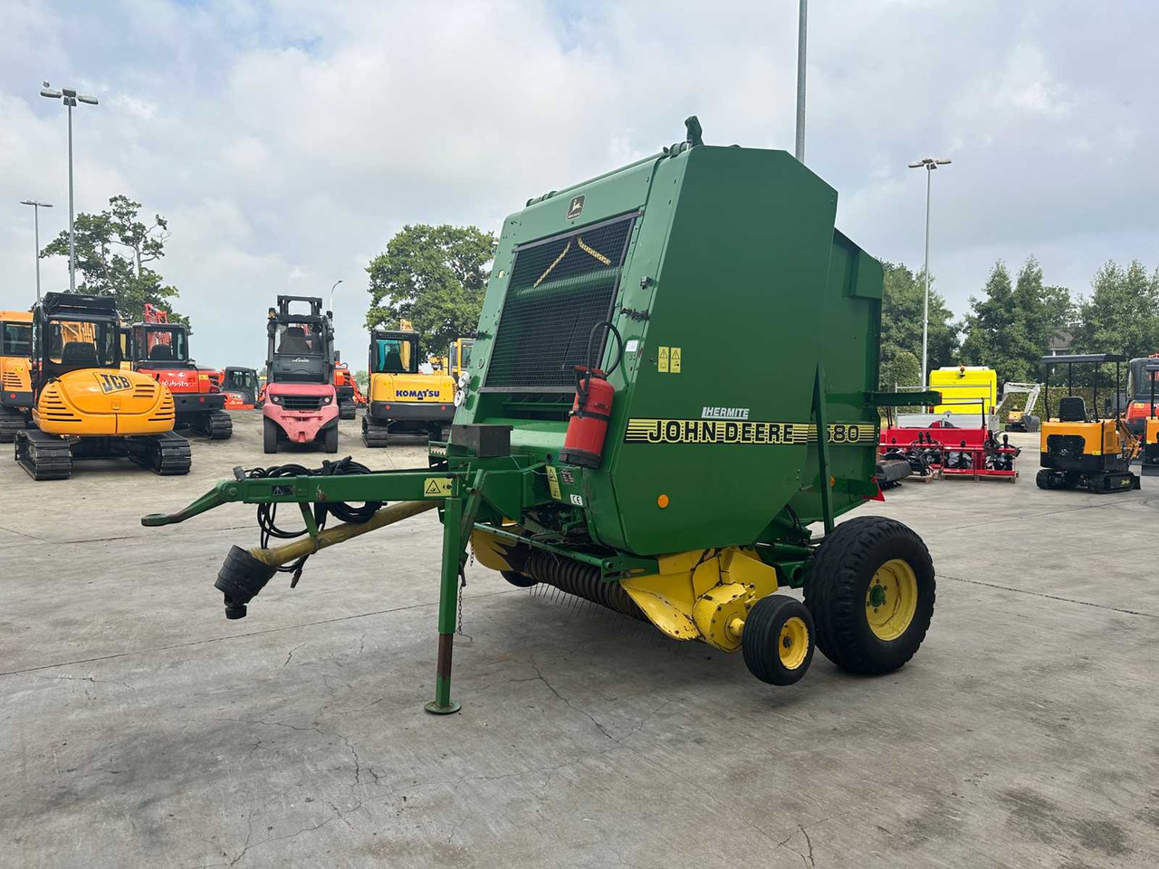 John Deere 580 - Round baler: picture 5 John Deere 580 - Round baler: picture 5