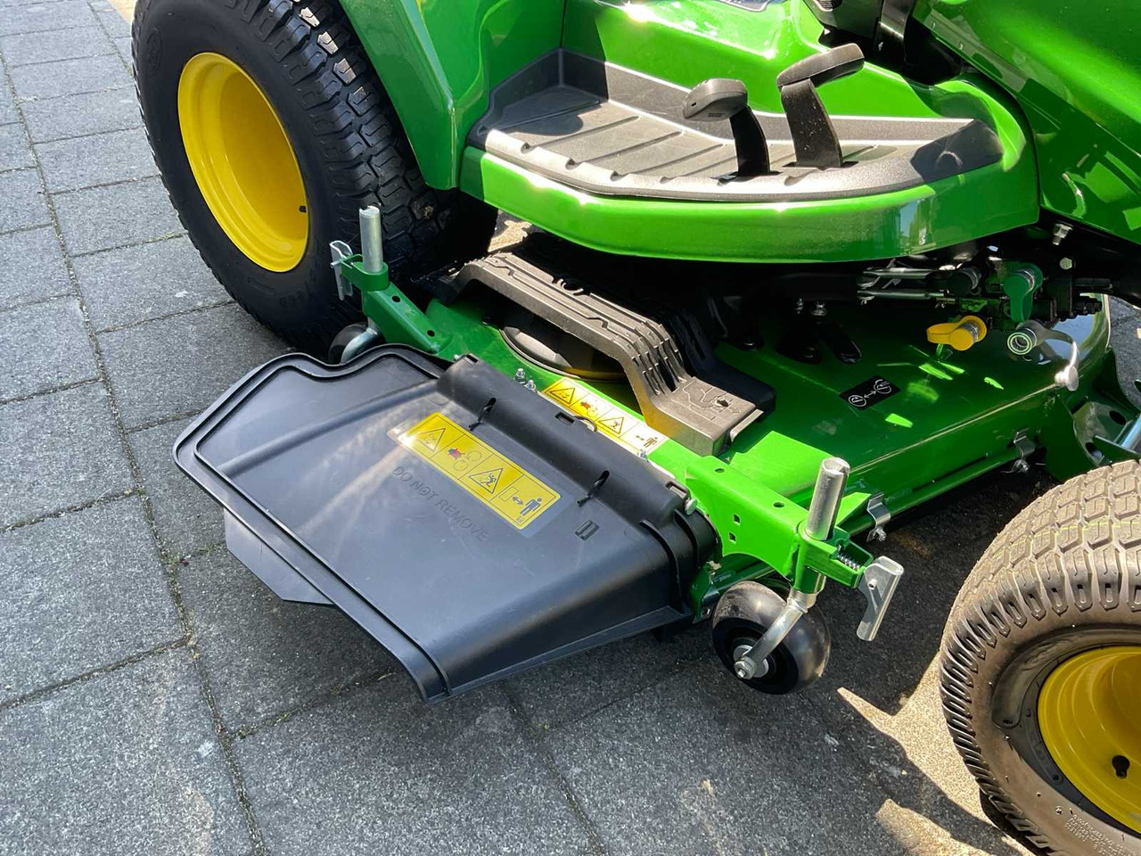 John Deere X940 - Garden mower: picture 4 John Deere X940 - Garden mower: picture 4