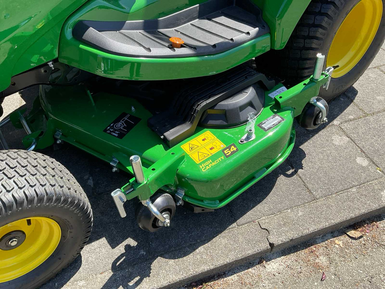 John Deere X940 - Garden mower: picture 5 John Deere X940 - Garden mower: picture 5