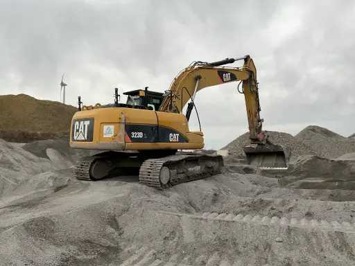 Komatsu 323D - Crawler excavator: picture 4 Komatsu 323D - Crawler excavator: picture 4