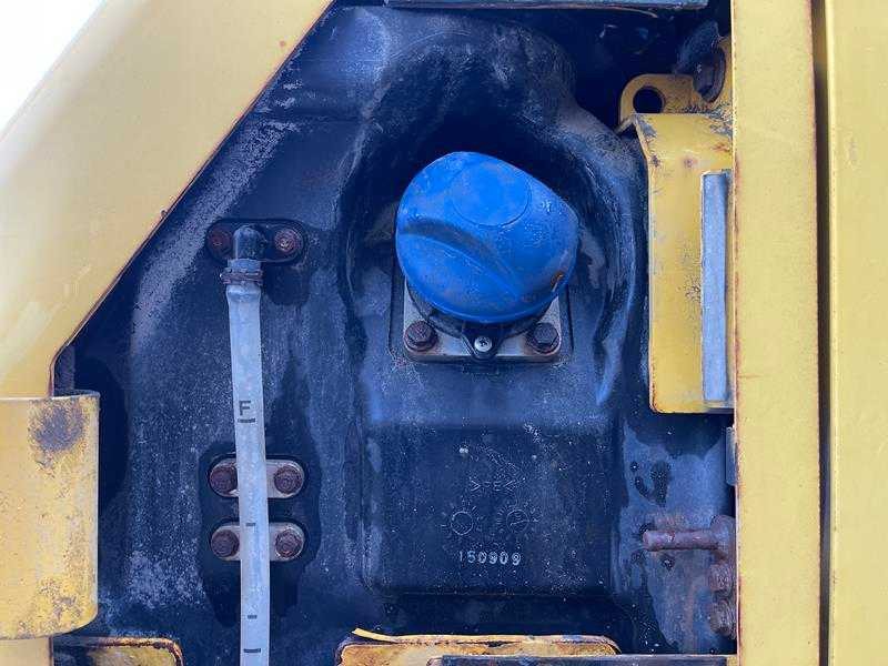 Bulldozer Komatsu D65PX-18: picture 13