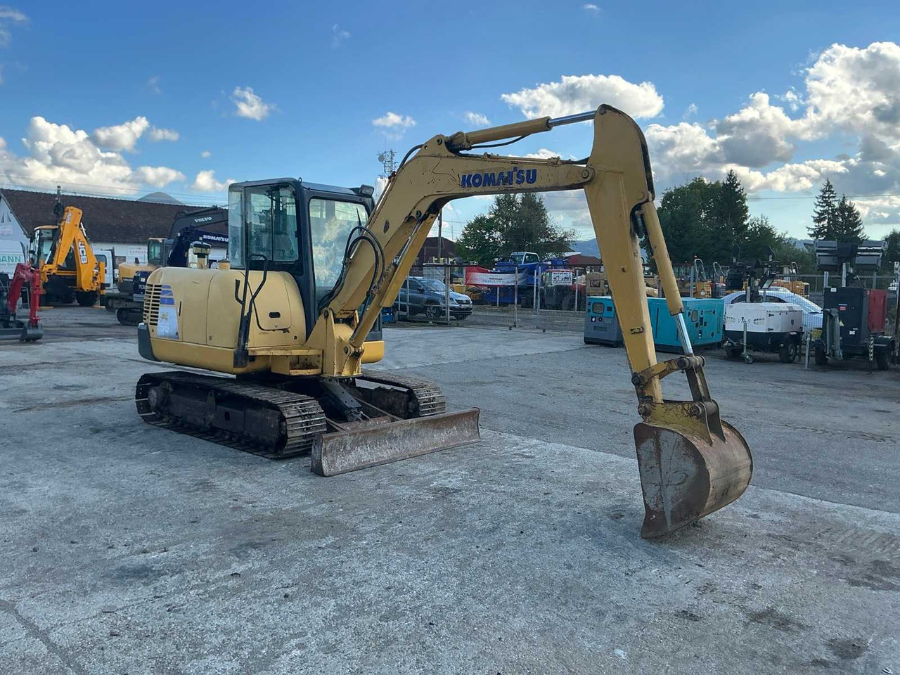 Komatsu KOMATSU - PC 56 -7 - MINI-EXCAVATOR - 2007 - Mini excavator: picture 1 Komatsu KOMATSU - PC 56 -7 - MINI-EXCAVATOR - 2007 - Mini excavator: picture 1