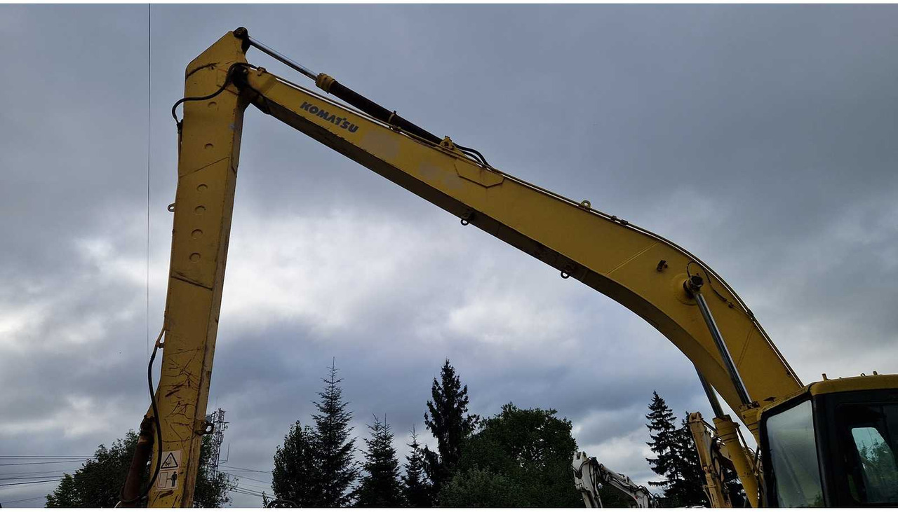 Crawler excavator Komatsu PC 210 LC: picture 8