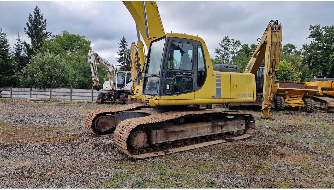 Crawler excavator Komatsu PC 210 LC: picture 9