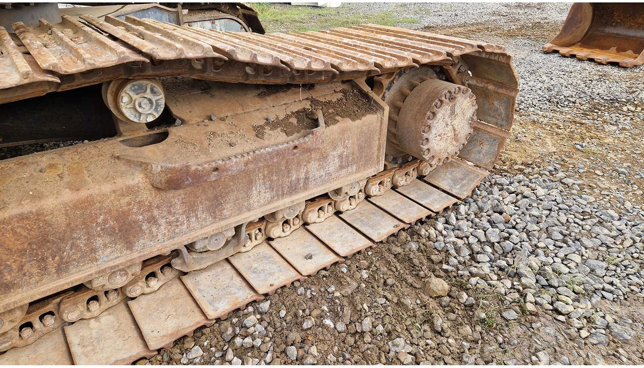 Crawler excavator Komatsu PC 210 LC: picture 23