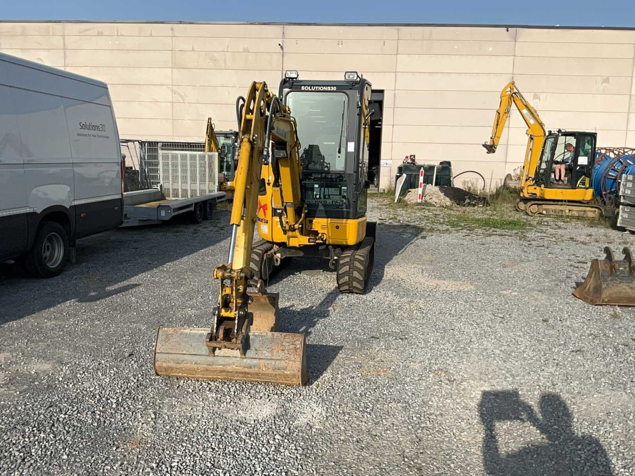 Komatsu PC26MR-5 - Mini excavator: picture 2 Komatsu PC26MR-5 - Mini excavator: picture 2
