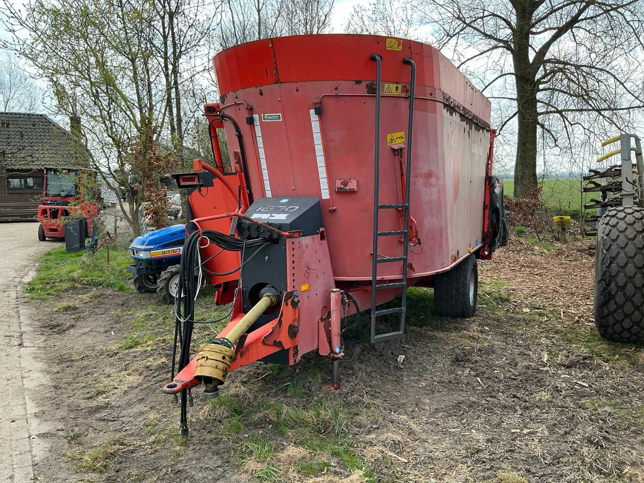 Kuhn EUV270 - Forage mixer wagon: picture 1 Kuhn EUV270 - Forage mixer wagon: picture 1