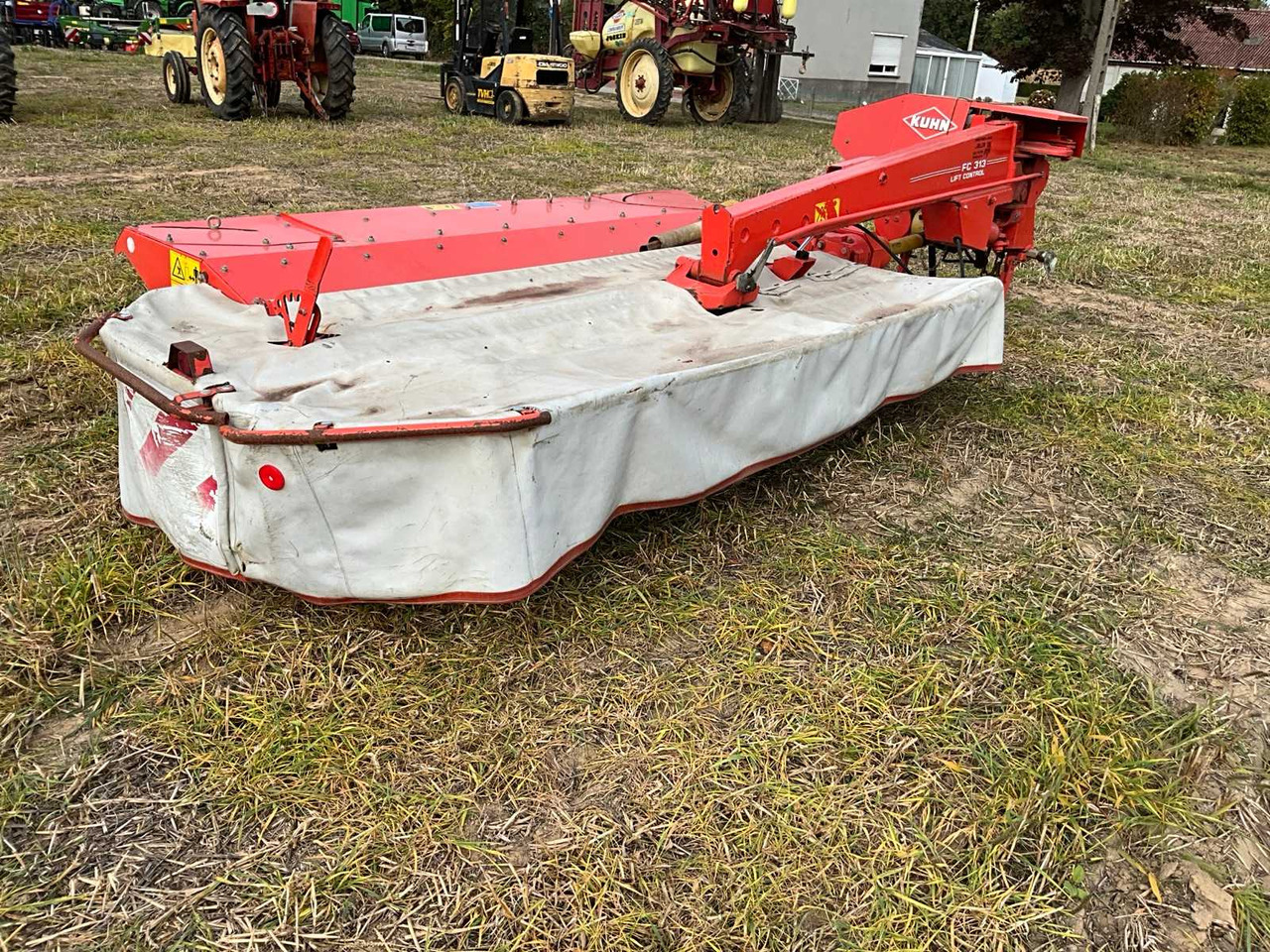 Kuhn FC313 - Flail mower/ Mulcher: picture 5 Kuhn FC313 - Flail mower/ Mulcher: picture 5