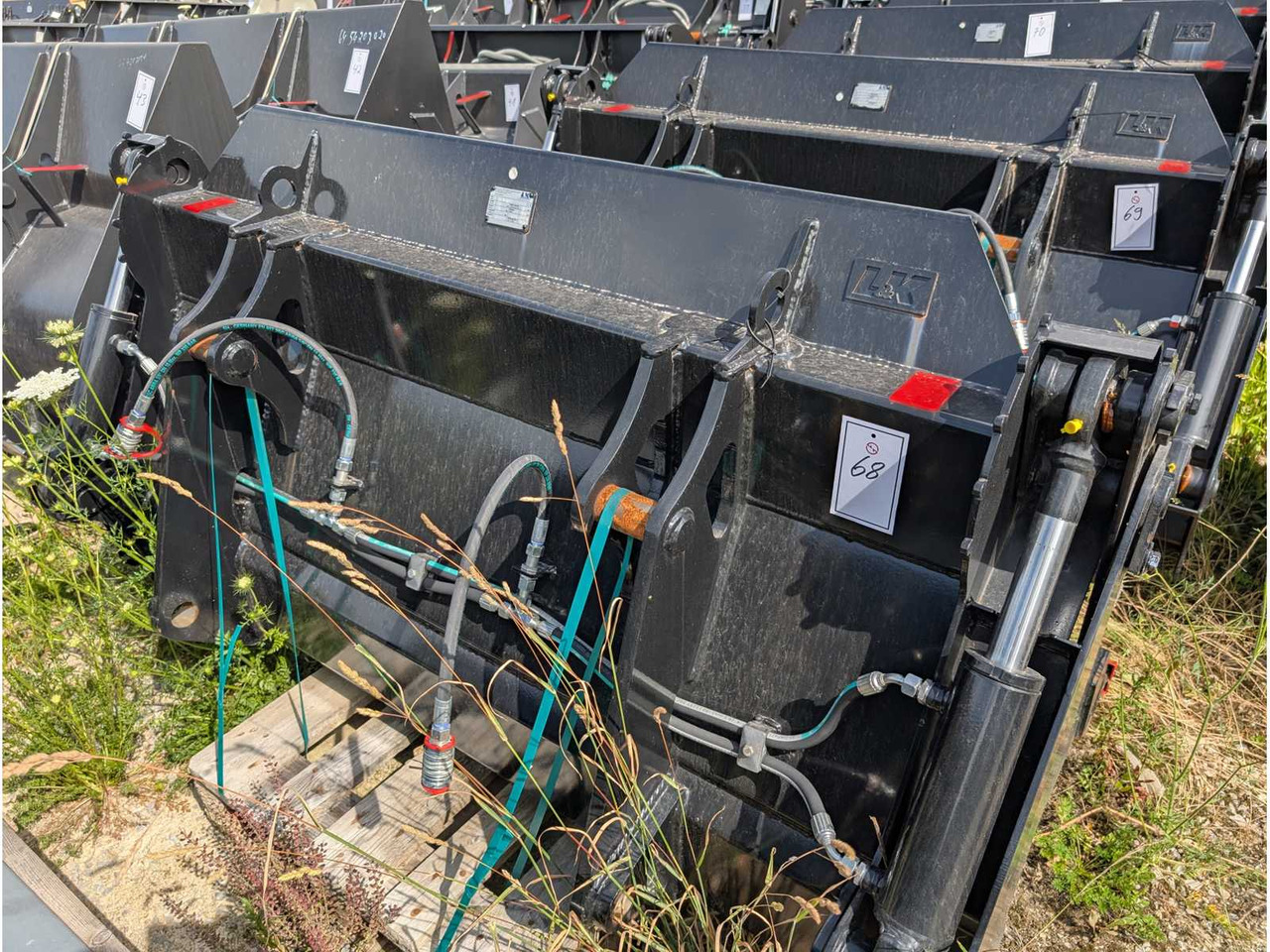 L&K - GS W50BTC - 2023 - UNI BUCKET WITH U-BLADE - AS - 1850 MM - 0.8 CBM - Wheel loader: picture 1 L&K - GS W50BTC - 2023 - UNI BUCKET WITH U-BLADE - AS - 1850 MM - 0.8 CBM - Wheel loader: picture 1