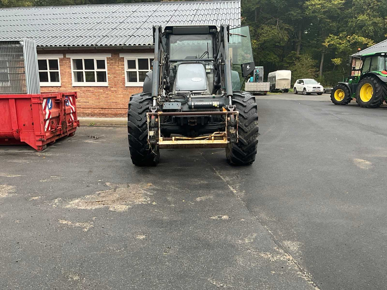 LAMBORGHINI 1300 DT PREMIUM 4-WHEEL DRIVE TRACTOR - 2000 - Farm tractor: picture 3 LAMBORGHINI 1300 DT PREMIUM 4-WHEEL DRIVE TRACTOR - 2000 - Farm tractor: picture 3