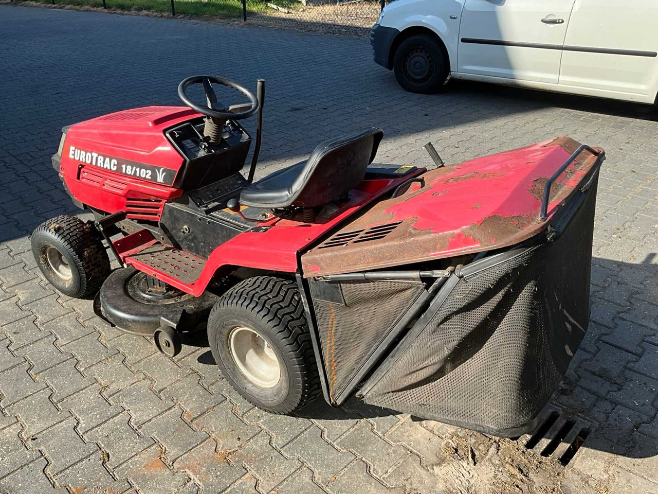MTD Eurotrack 18/102 - Garden mower: picture 5 MTD Eurotrack 18/102 - Garden mower: picture 5