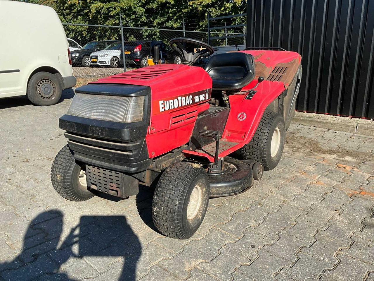MTD Eurotrack 18/102 - Garden mower: picture 1 MTD Eurotrack 18/102 - Garden mower: picture 1