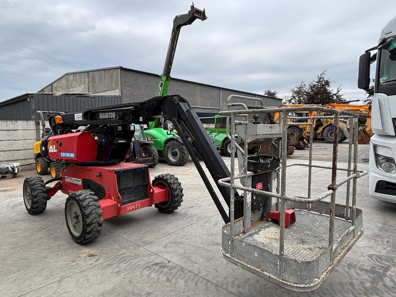 Manitou MANGO 12 - Aerial platform: picture 1 Manitou MANGO 12 - Aerial platform: picture 1