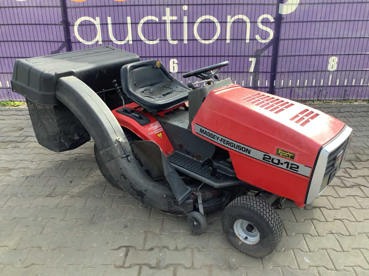 Massey Ferguson 20-12 - Garden mower: picture 2 Massey Ferguson 20-12 - Garden mower: picture 2