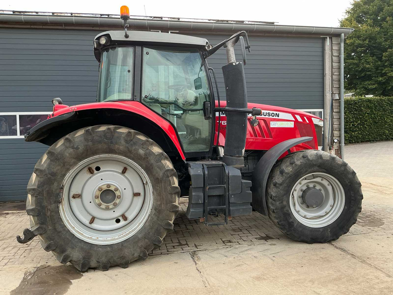 Massey Ferguson 7620 - Farm tractor: picture 5 Massey Ferguson 7620 - Farm tractor: picture 5