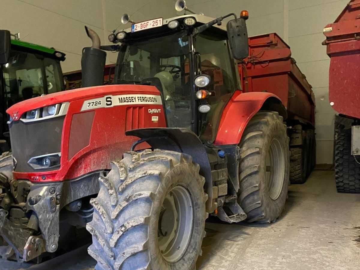 Massey-Ferguson 7724S - Dyna VT - Farm tractor: picture 1 Massey-Ferguson 7724S - Dyna VT - Farm tractor: picture 1